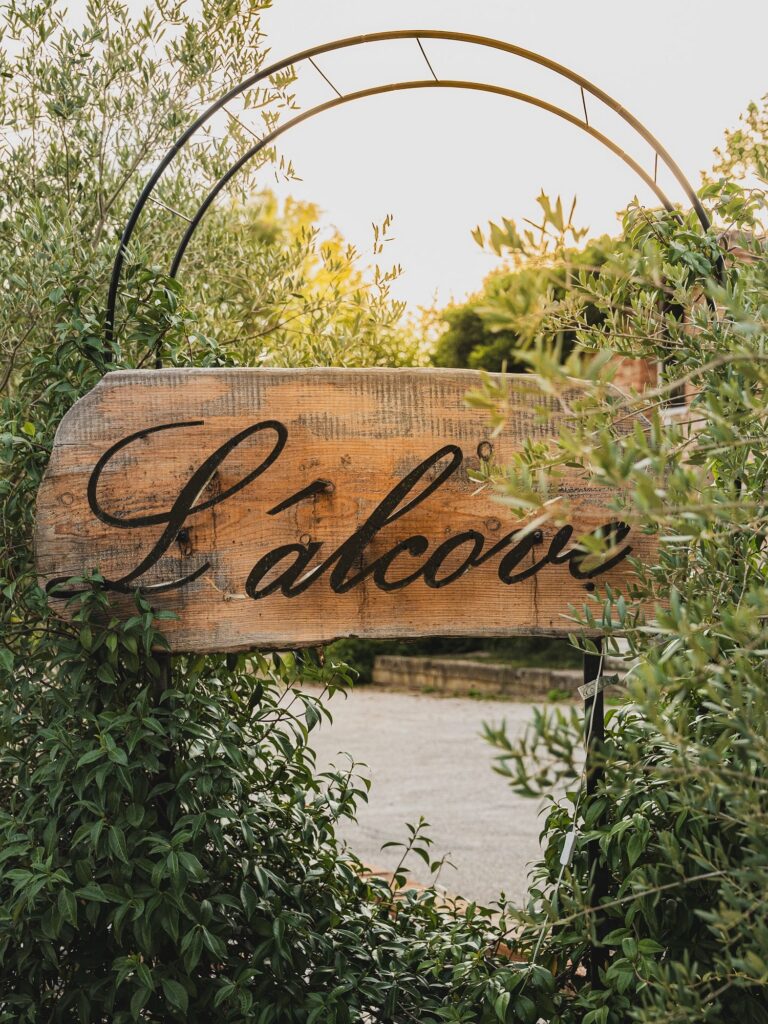 L&rsquo;ALCOVE HOTEL RESTAURANT
