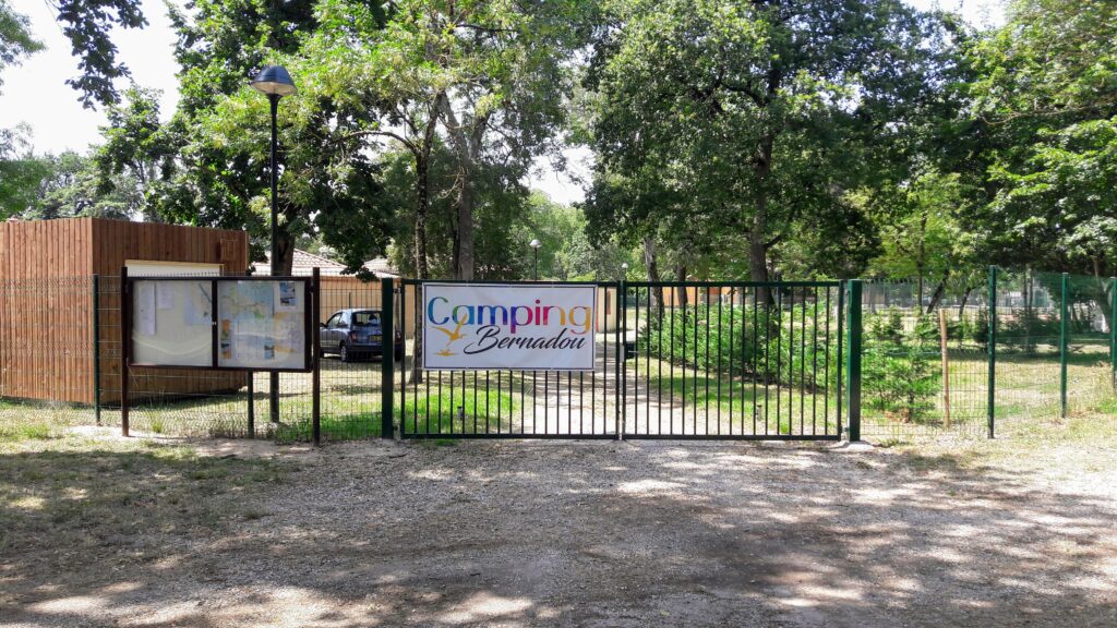 CAMPING COMPLEXE DE BERNADOU